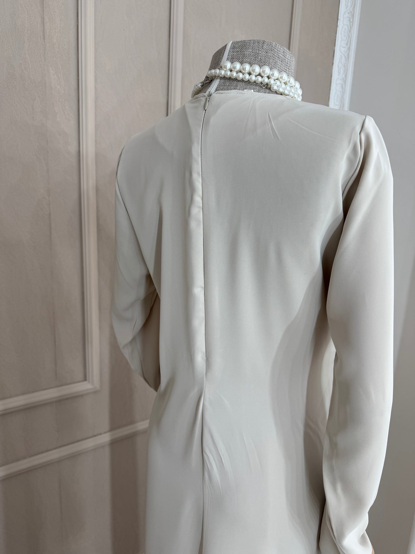Abaya svijetlo siva