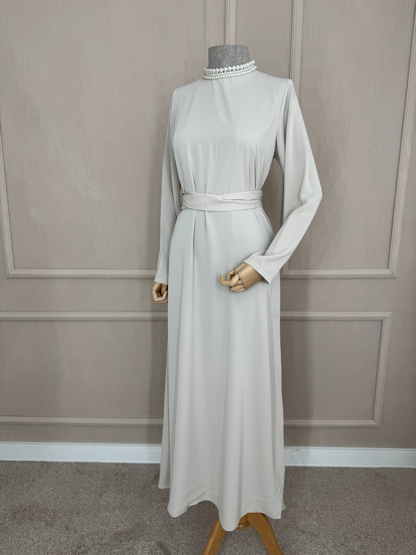 Abaya svijetlo siva